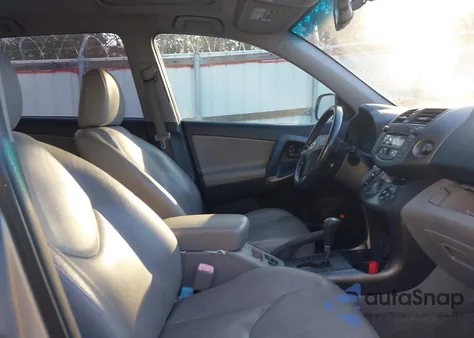 2010 Toyota Rav4 Limited z USA, uszkodzony, nr VIN JTMDF4DV5AD026360